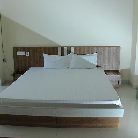 Hotel O Athitya Resort Sikar Exterior photo