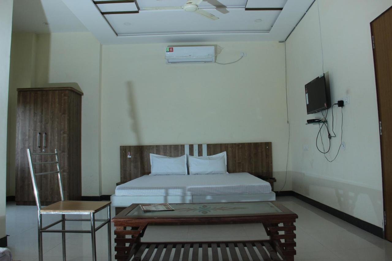 Hotel O Athitya Resort Sikar Exterior photo