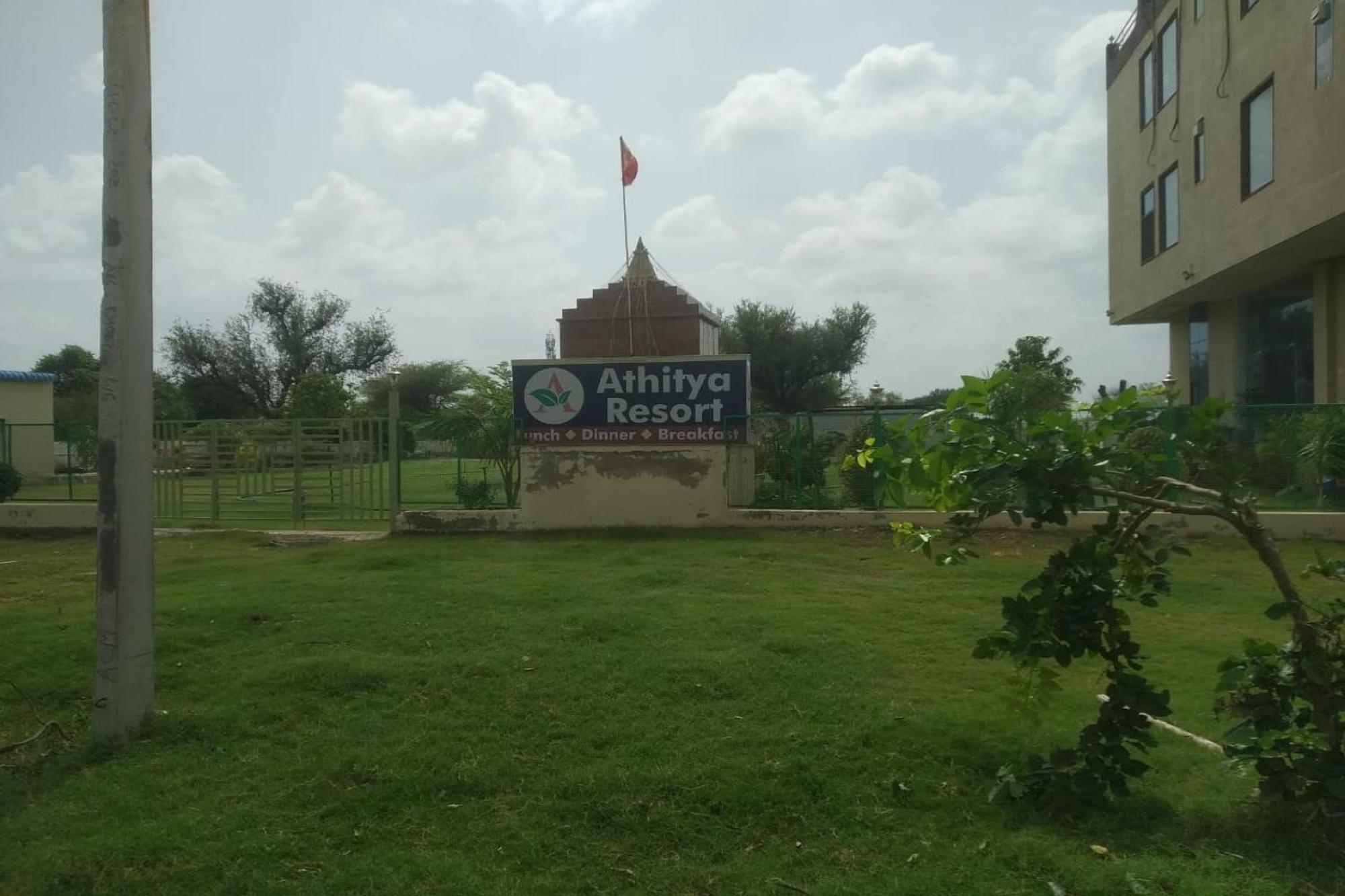 Hotel O Athitya Resort Sikar Exterior photo